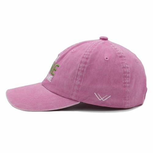 Pink baseball cap with embroidered design